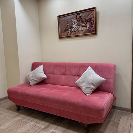Central Hotel Гюмри Экстерьер фото