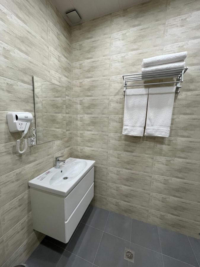 Central Hotel Гюмри Экстерьер фото